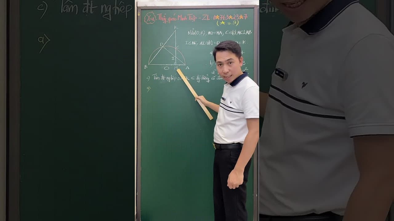Ảnh bìa video Hình 9 - Live - Mô hình trực tâm - Câu c: CM tâm đường tròn ngoại tiếp tam giác thuộc đường cố định